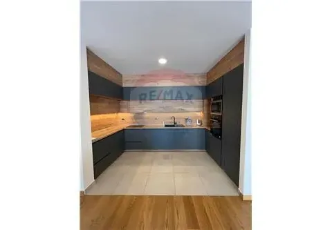 Izdavanje, dvosoban stan, 116m², Kruševac, Podgorica - image 18