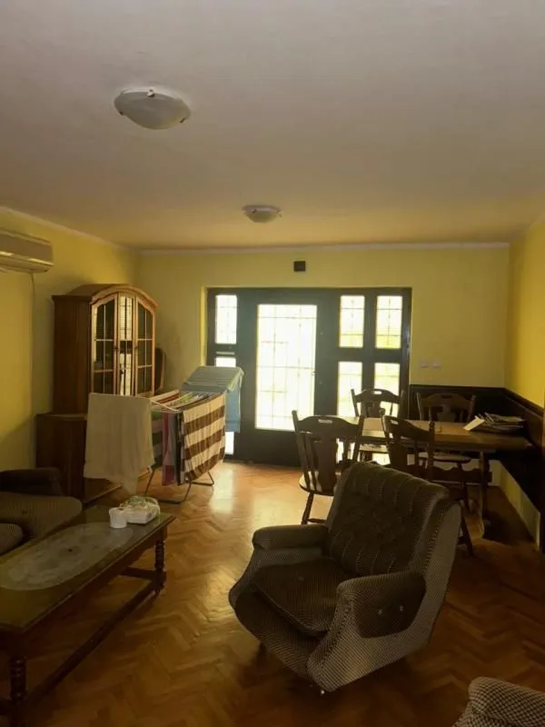 Prodaja, ugostiteljski objekat, 320m², Šušanj, Bar