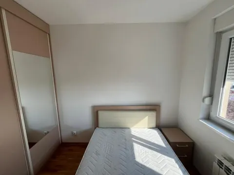 Rent, one bedroom apartment, 36m², Zvezdara Sve Podlokacije, Beograd - image 2