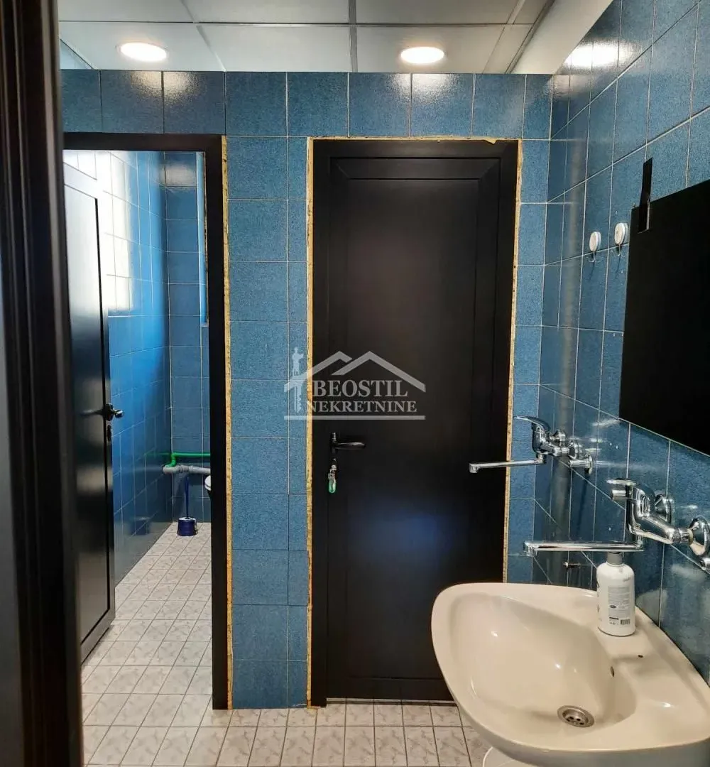Rent, office space, 200m², Lekino Brdo, Voždovac Sve Podlokacije