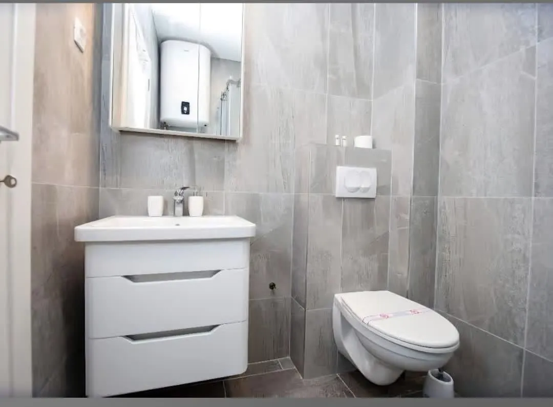 Rent, one bedroom apartment, 41m², Rafailovići, Budva