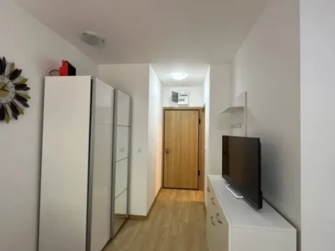 Izdavanje, garsonjera, 30m², Centar, Budva - image 7