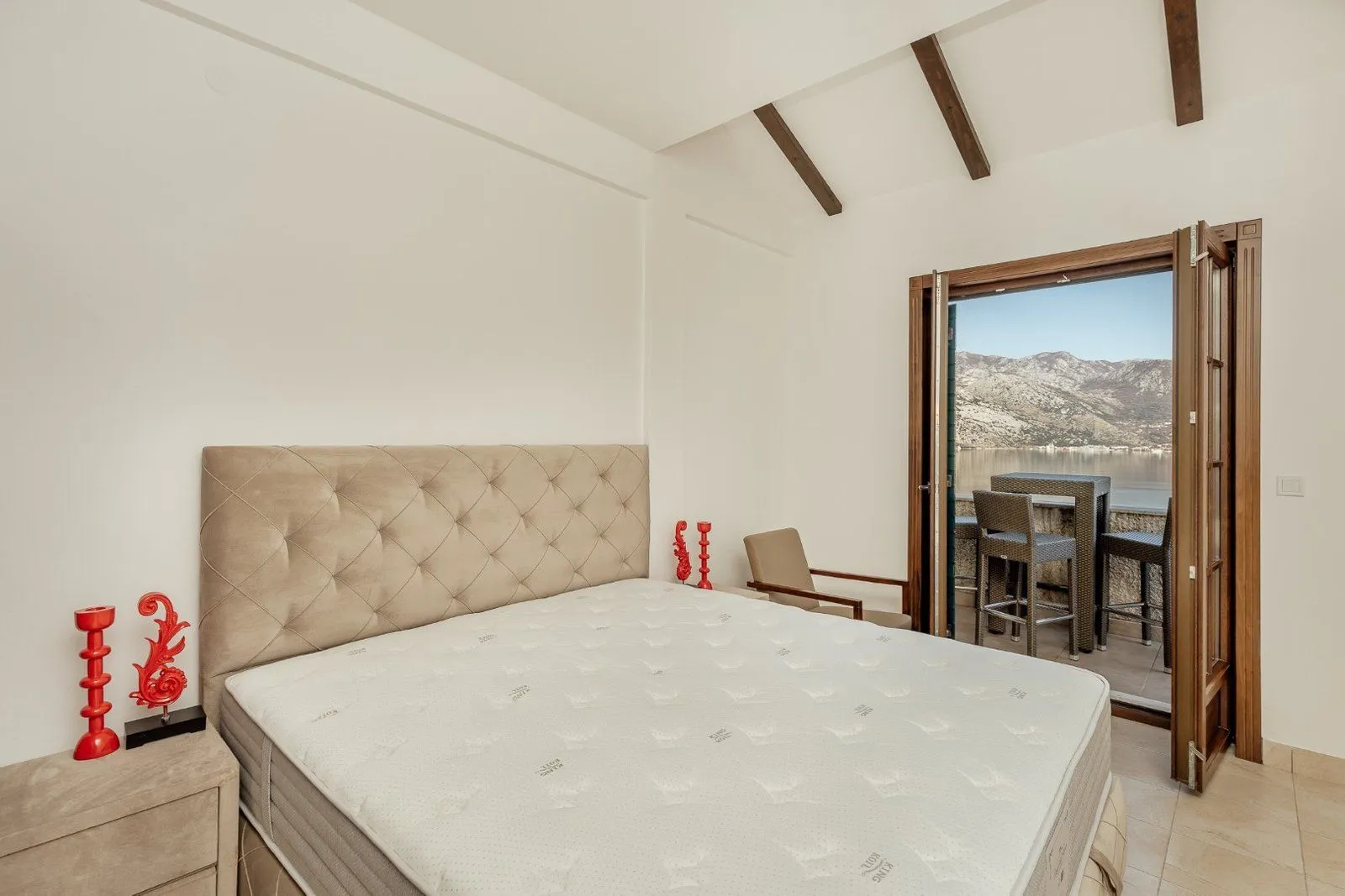 Sale, three bedroom apartment, 103m², Kostanjica, Kotor