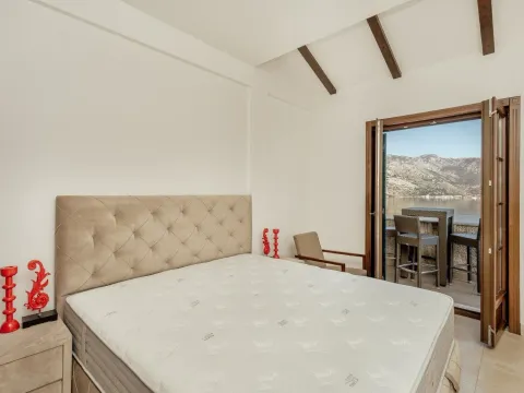 Prodaja, trosoban stan, 103m², Kostanjica, Kotor - image 11