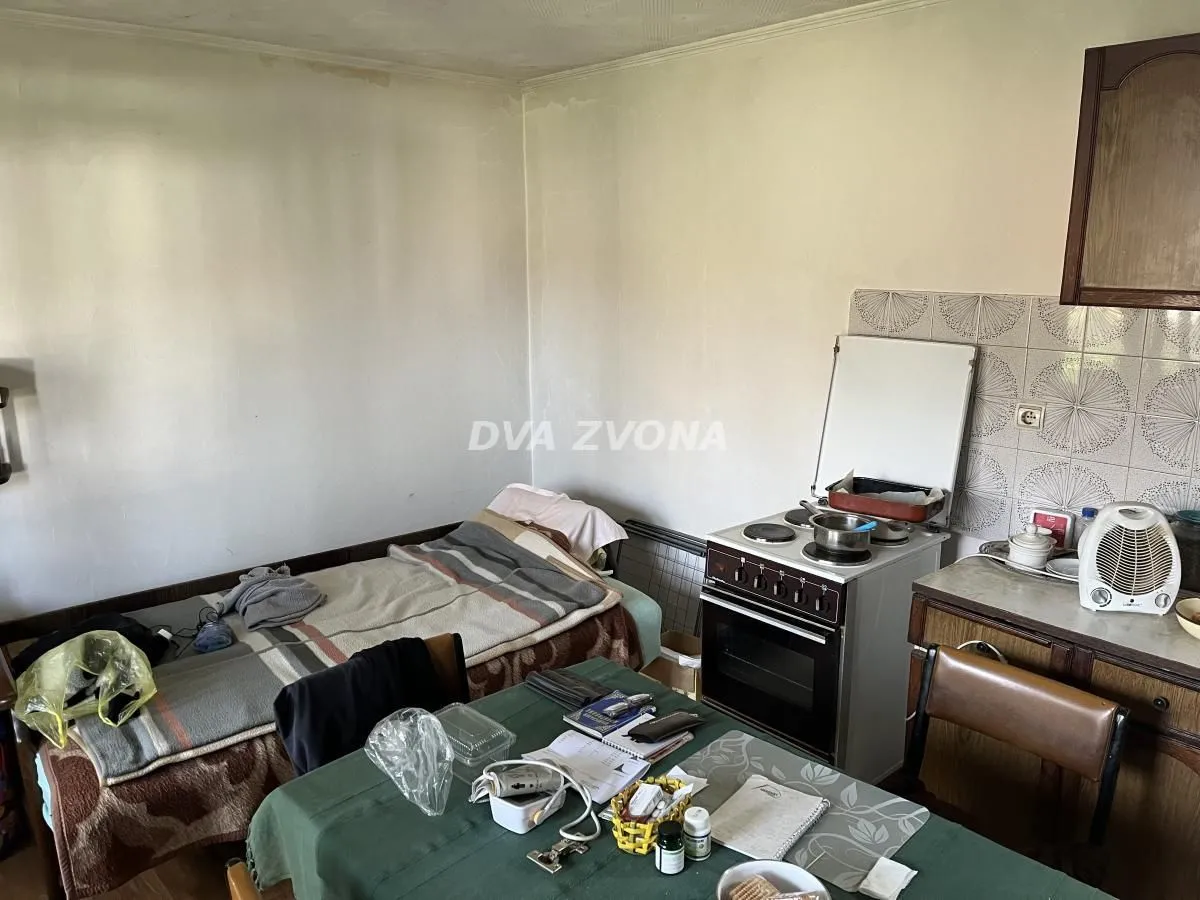 Prodaja, kuća, 293m², Titel, Novi Sad