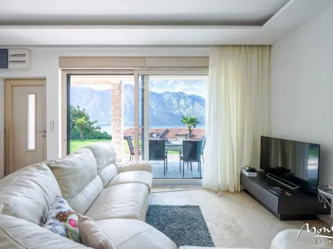 Sale, two bedroom apartment, 68m², Kostanjica, Kotor - image 21