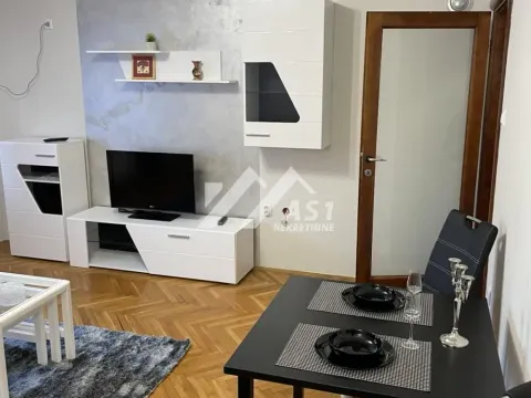Izdavanje, jednosoban stan, 32m², Novi Sad Sve Podlokacije, Novi Sad - image 4