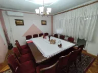 Prodaja, kuća, 183m², Bajmok, Subotica - image 1