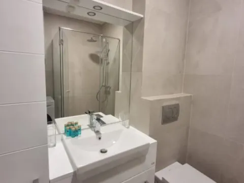 Prodaja, jednosoban stan, 46m², Centar, Budva - image 12