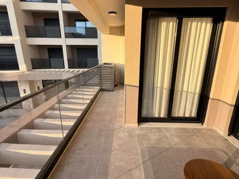 Prodaja, jednosoban stan, 68m², Centar, Bar - image 3