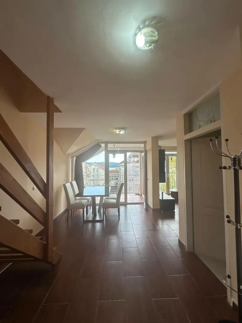 Rent, one bedroom apartment, 50m², Centar, Tivat