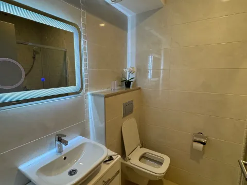 Izdavanje, jednosoban stan, 49m², Bečići, Budva - image 6