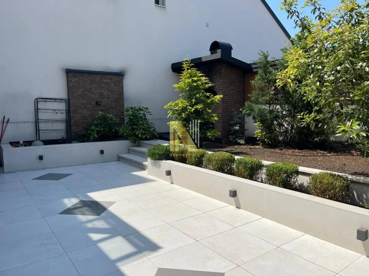 Sale, four bedroom apartment, 130m², Telep, Novi Sad Sve Podlokacije