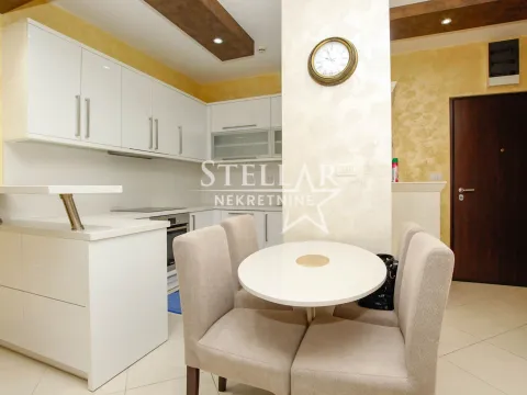 Rent, two bedroom apartment, 68m², City Kvart, Podgorica - image 7
