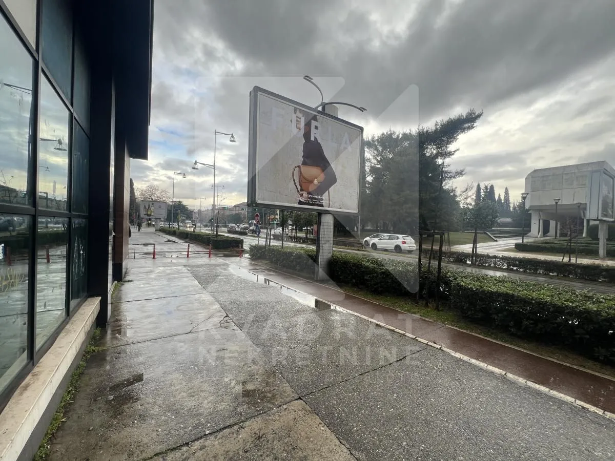Rent, office space, 120m², Preko Morače, Podgorica