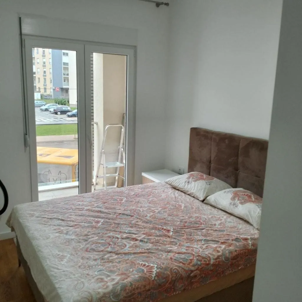 Izdavanje, jednosoban stan, 50m², Zabjelo, Podgorica