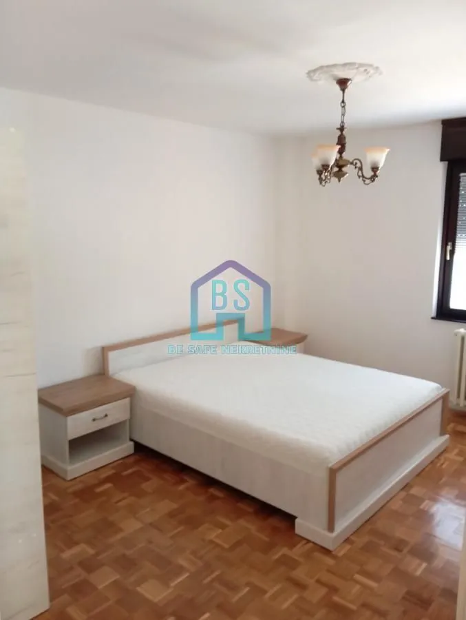 Prodaja, trosoban stan, 66m², Novo naselje, Novi Sad