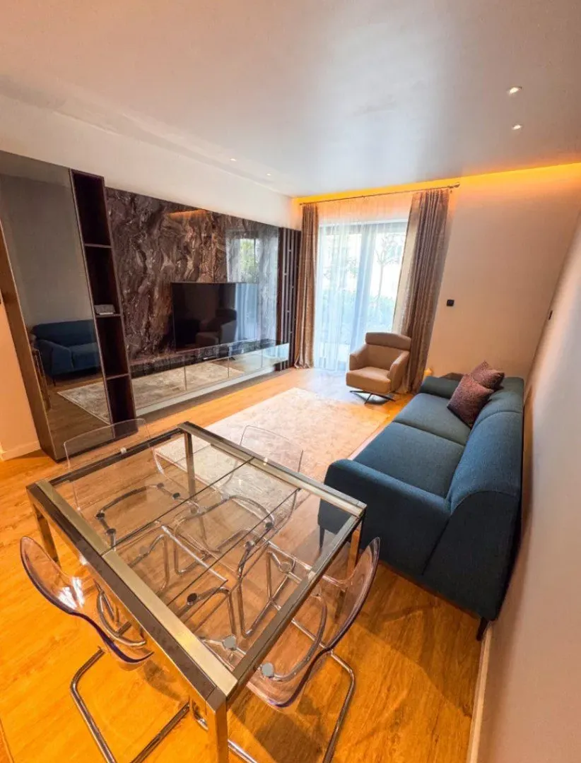 Izdavanje, stan, 106m², Porto Montenegro, Tivat