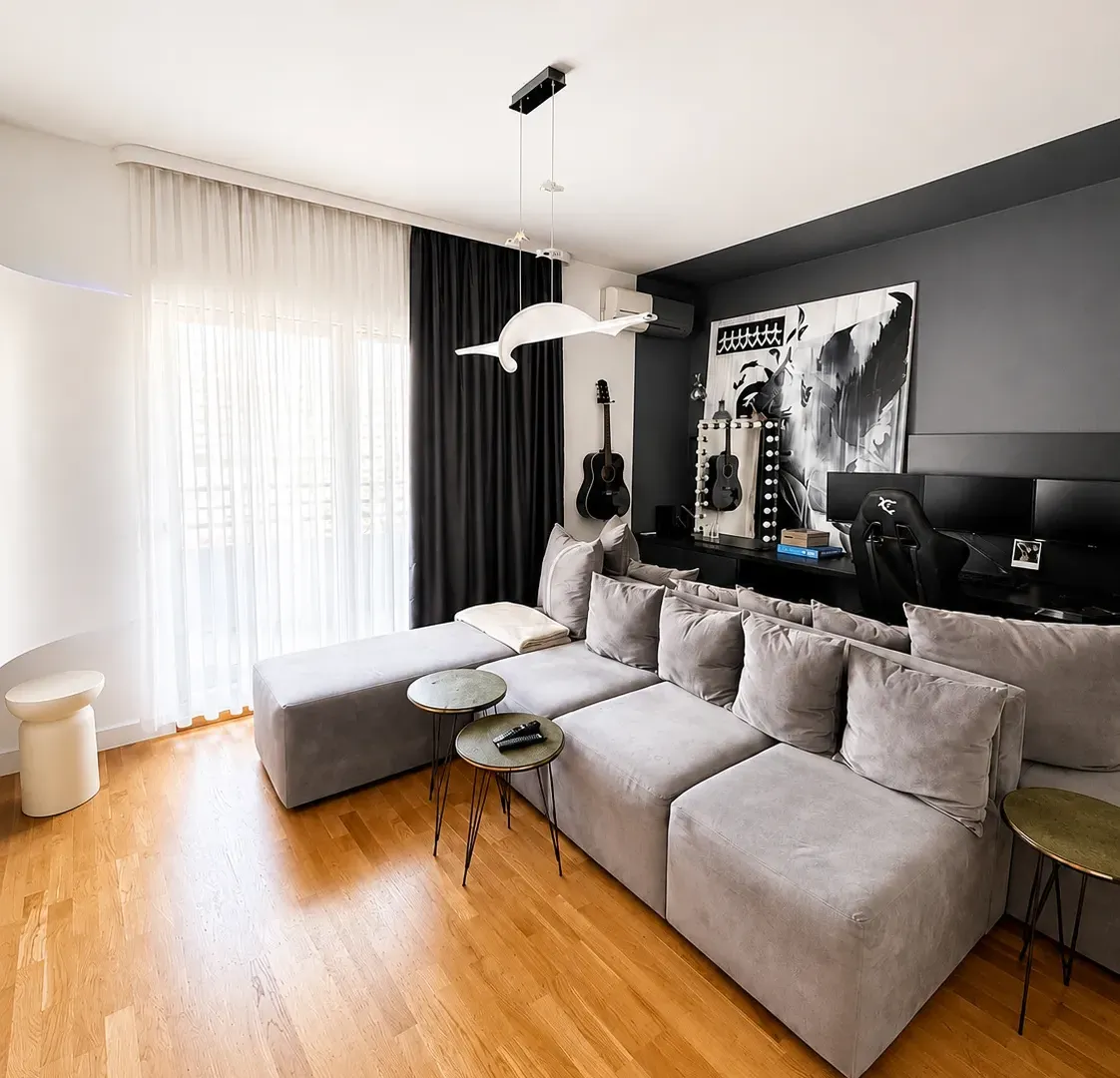 Izdavanje, jednosoban stan, 50m², City Kvart, Podgorica
