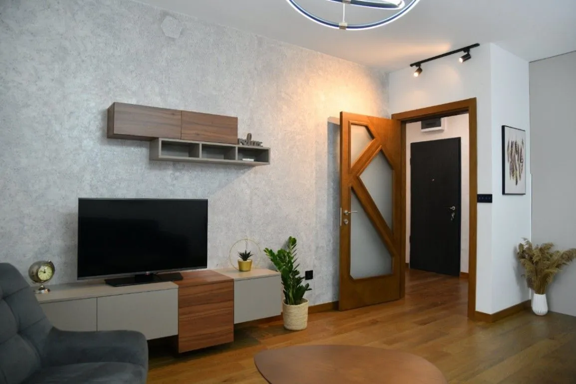 Izdavanje, jednosoban stan, 50m², Ljubović, Podgorica