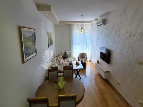 Izdavanje, jednosoban stan, 47m², Centar, Bar - image 4