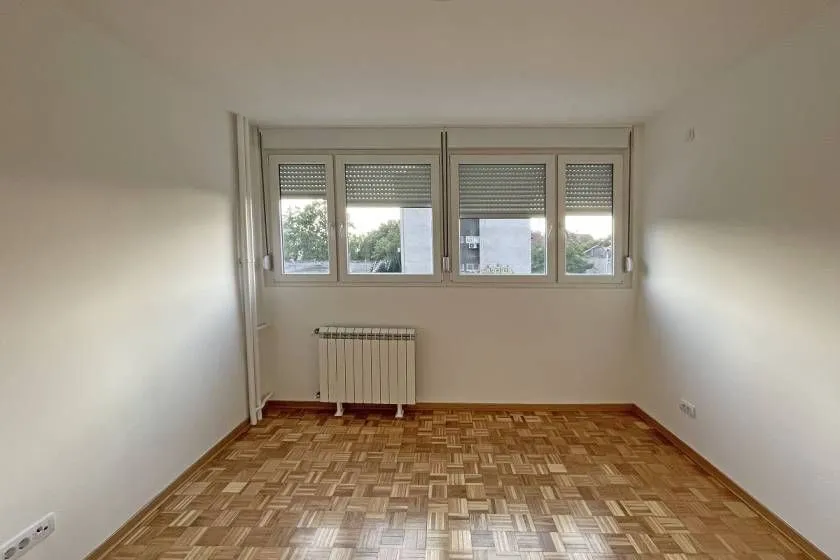 Rent, two bedroom apartment, 57m², Čukarica, Beograd