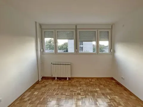 Rent, two bedroom apartment, 57m², Čukarica, Beograd - image 3