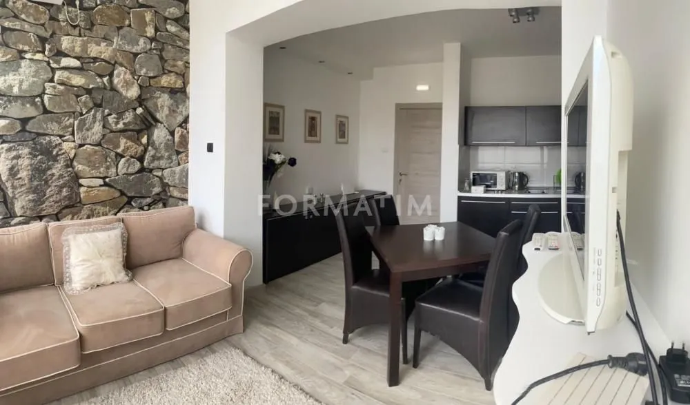 Rent, one bedroom apartment, 35m², Slavija, Vračar Sve Podlokacije