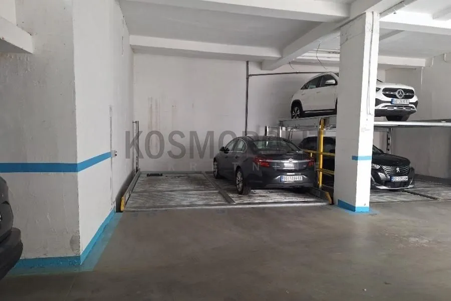 Rent, office space, 14m², Autokomanda, Voždovac Sve Podlokacije