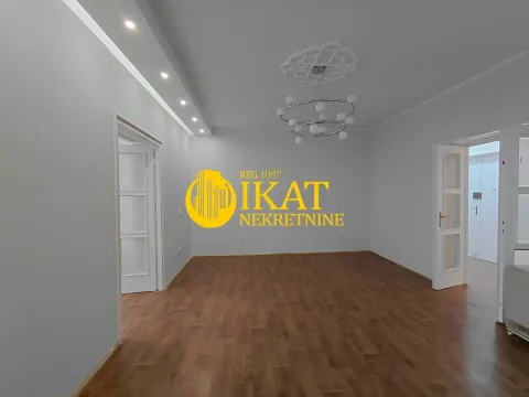 Izdavanje, poslovni prostor, 110m², Crveni Krst, Beograd - image 1