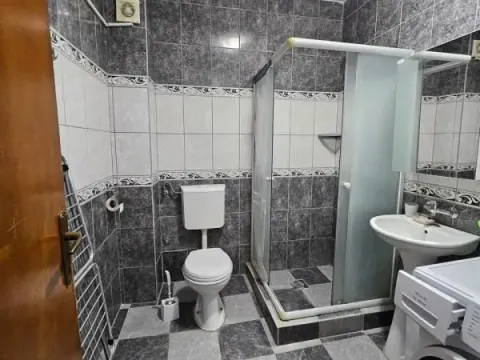 Rent, one bedroom apartment, 65m², Šušanj, Bar - image 10