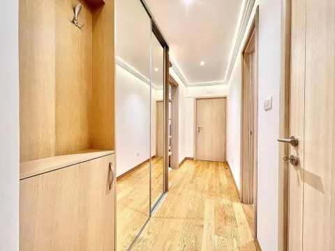 Rent, three bedroom apartment, 80m², Preko Morače, Podgorica - image 5