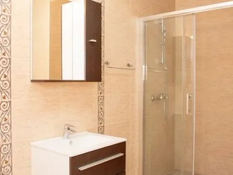 Prodaja, dvosoban stan, 106m², Bečići, Budva - image 8