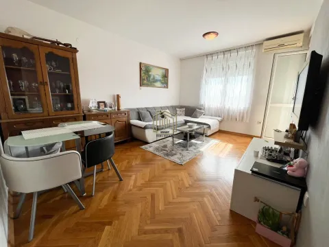 Prodaja, jednosoban stan, 49m², Stari Aerodrom, Podgorica - image 3