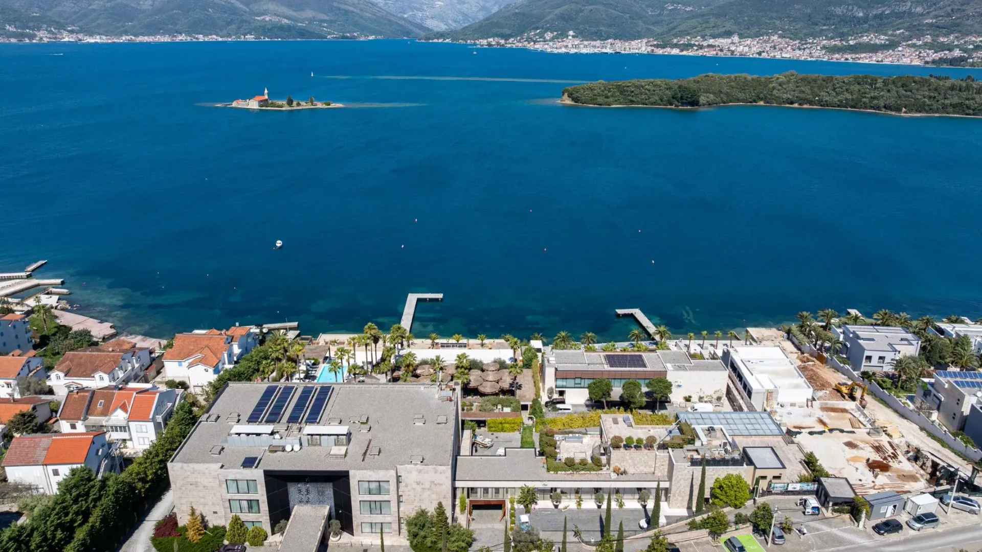 Prodaja, stan, 710m², Đuraševići, Tivat