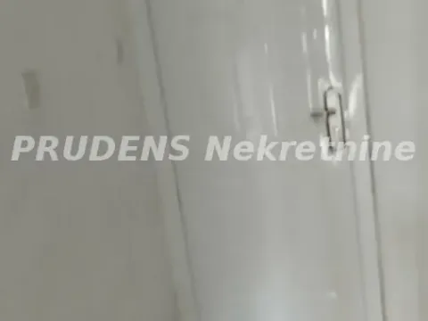 Prodaja, kuća, 275m², Dobanovci, Surčin - image 8