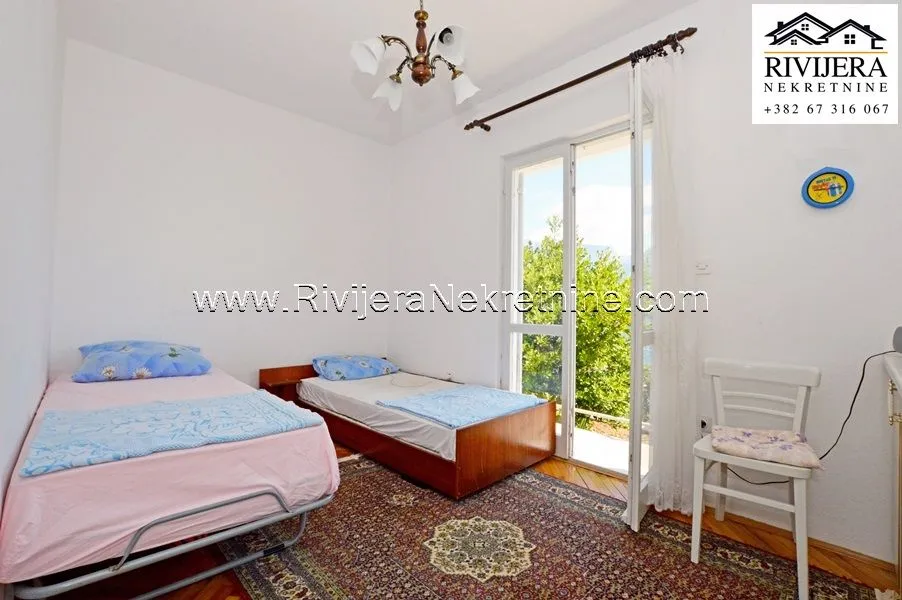 Prodaja, kuća, 100m², Njivice, Herceg Novi