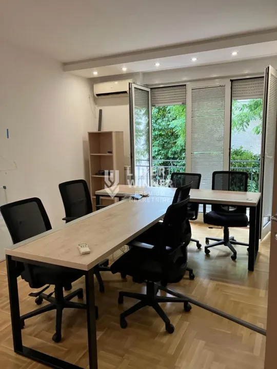 Prodaja, kuća, 265m², Čukarica, Beograd