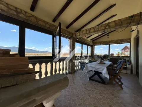 Prodaja, kuća, 145m², Centar, Čajetina - image 2