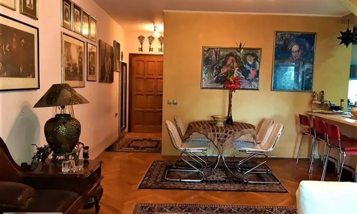 Prodaja, stan, 118m², Slavujev Venac, Zvezdara Sve Podlokacije