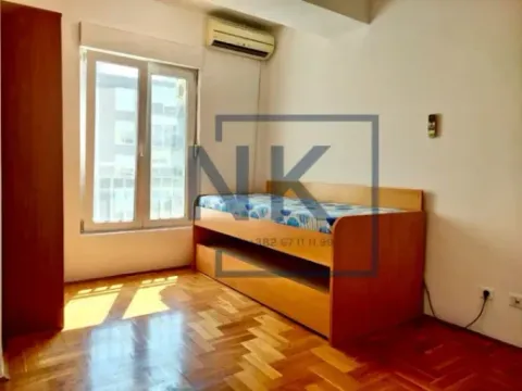 Izdavanje, dvosoban stan, 62m², Blok 9, Podgorica - image 6