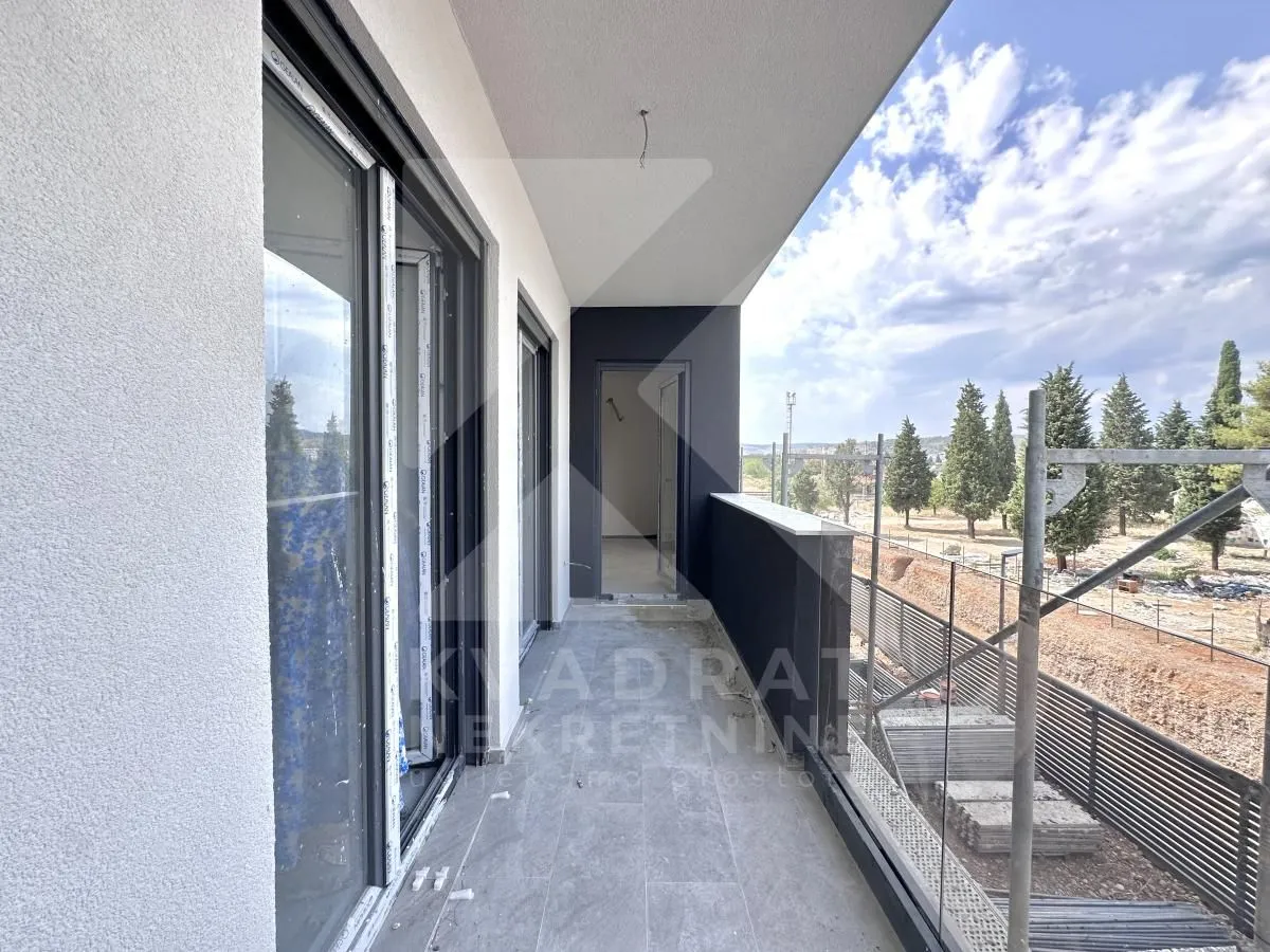 Prodaja, dvosoban stan, 68m², Stari Aerodrom, Podgorica