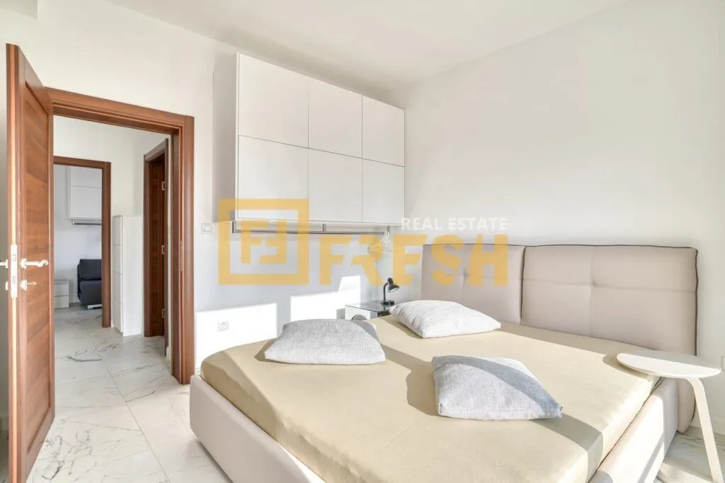Sale, two bedroom apartment, 60m², Petrovac, Budva