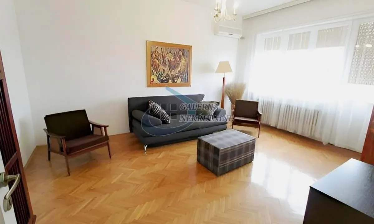 Sale, three bedroom apartment, 83m², Stari Grad, Beograd