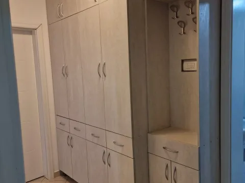 Izdavanje, dvosoban stan, 60m², Zabjelo, Podgorica - image 9