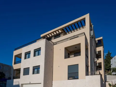 Prodaja, dvosoban stan, 63m², Tivat, Crna Gora - image 33