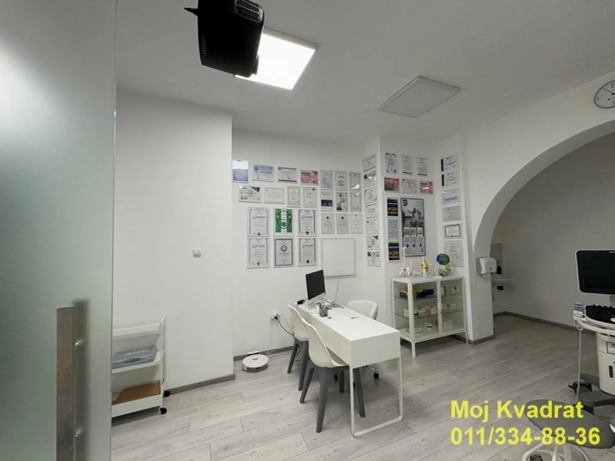 Rent, office space, 136m², Banovo Brdo, Beograd