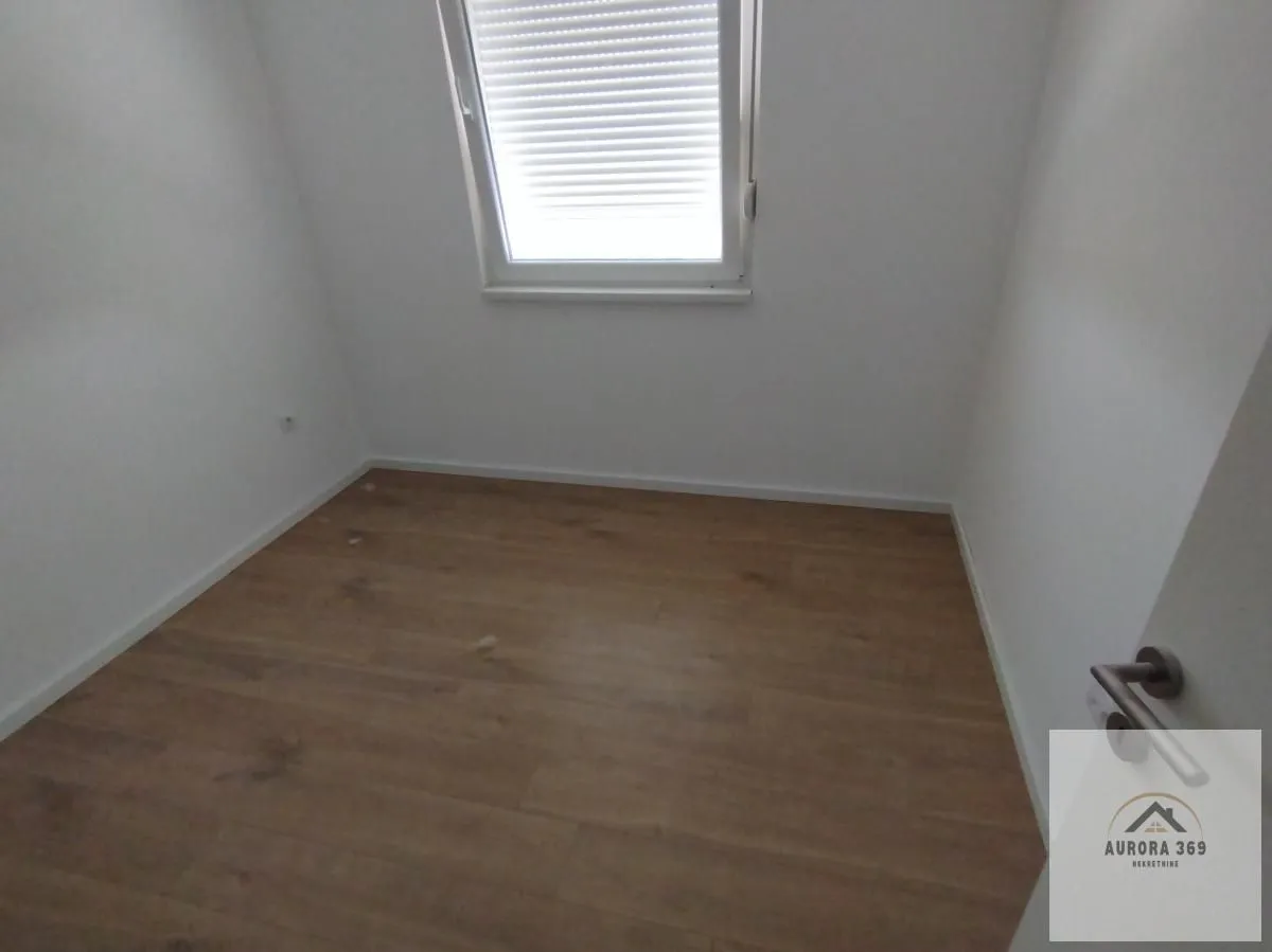 Sale, four bedroom apartment, 101m², Veternik, Novi Sad Sve Podlokacije