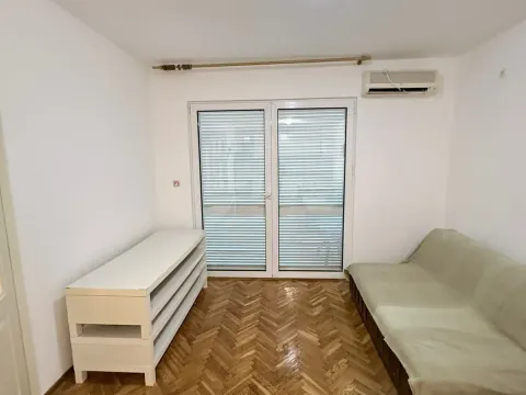 Sale, two bedroom apartment, 80m², Bečići, Budva - image 11