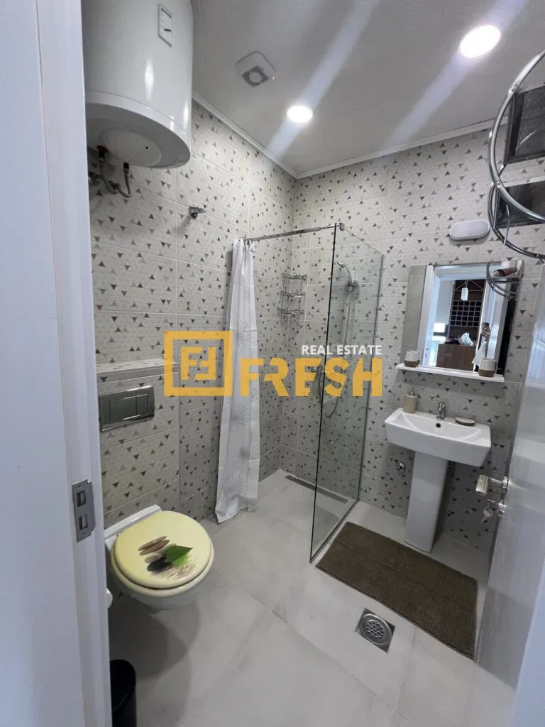 Prodaja, dvosoban stan, 66m², Tivat, Crna Gora